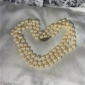 Vintage 36" Pearl Handknotted Necklace